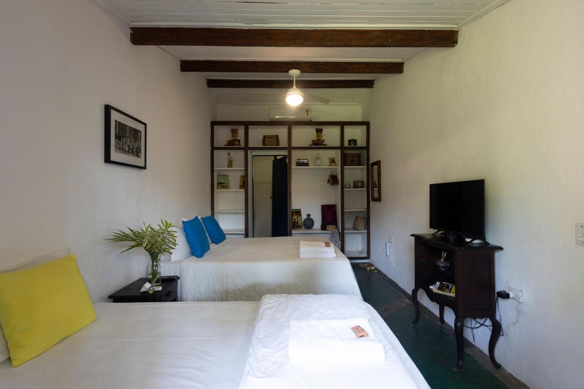 Ilhabela Homestay Bagian luar foto